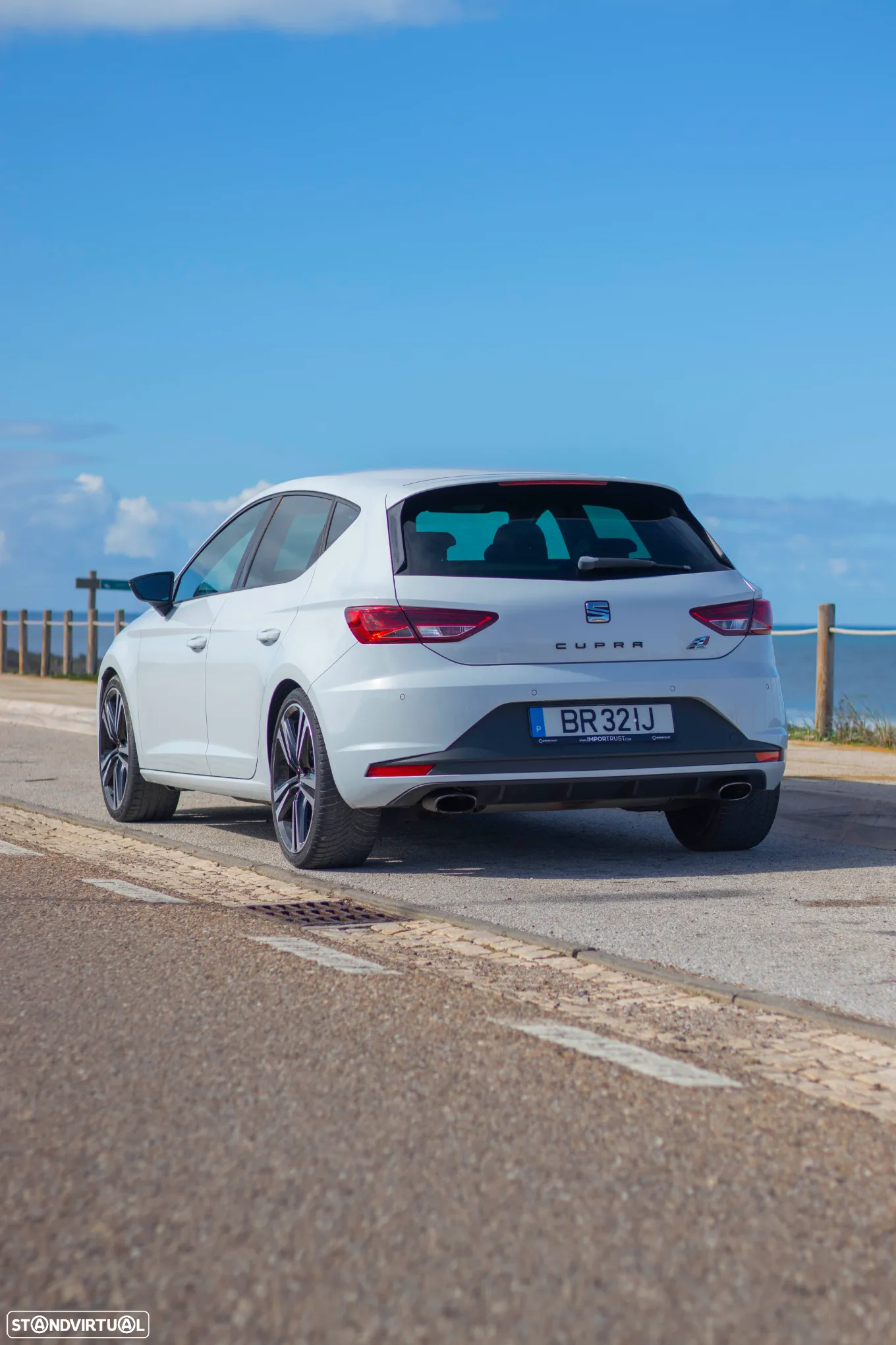 SEAT Leon 2.0 TSI Cupra DSG S/S - 4