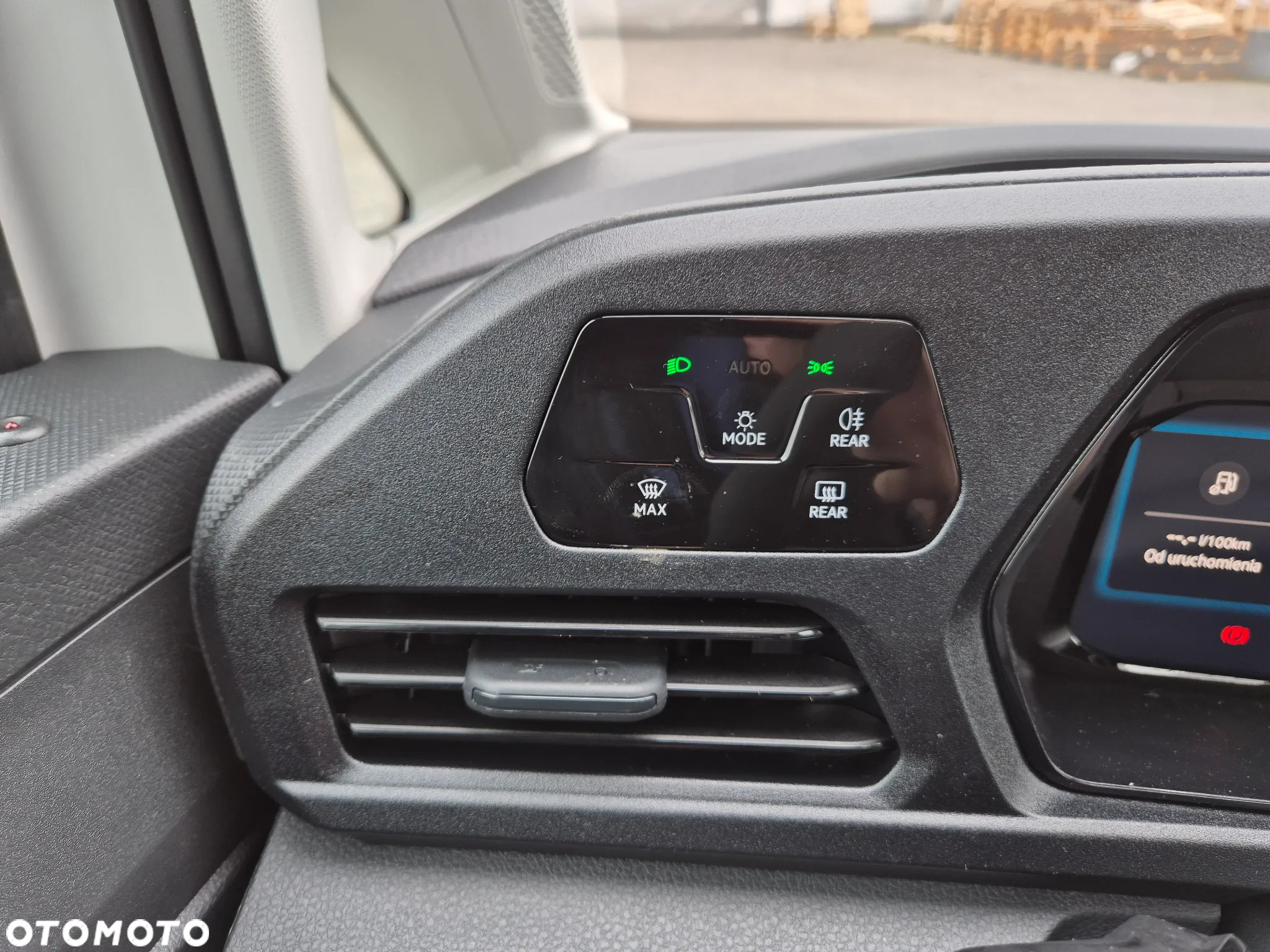 Volkswagen Caddy Cargo - 20