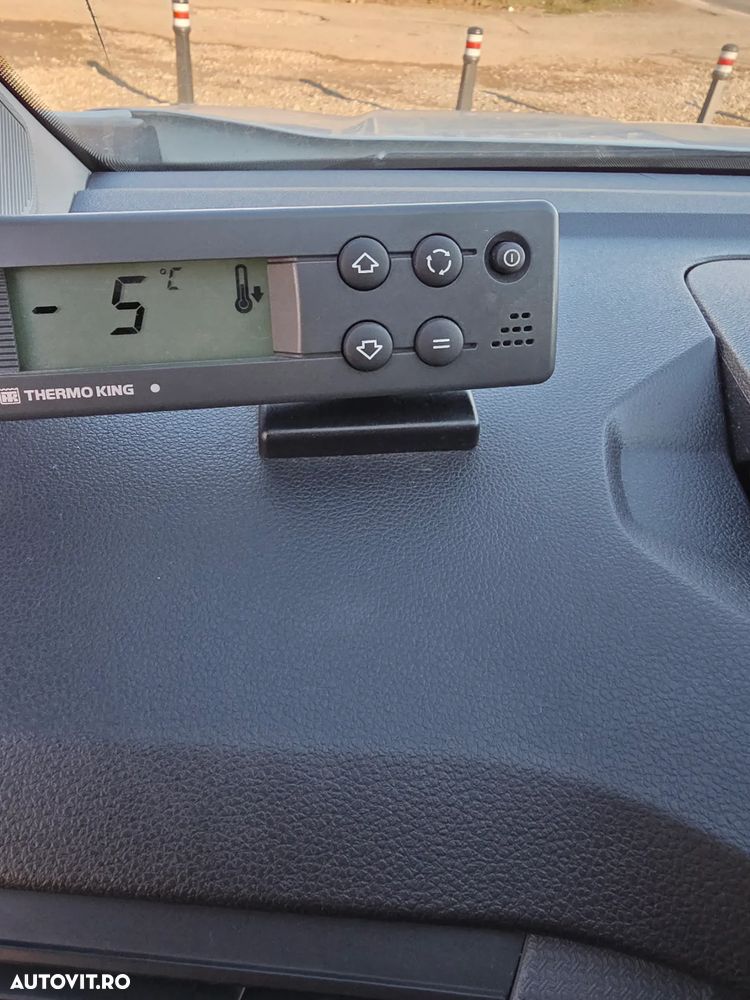 Renault EXPRESS - 12