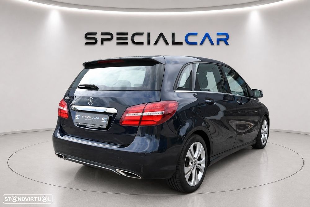 Mercedes-Benz B 180 d Style Aut. - 6
