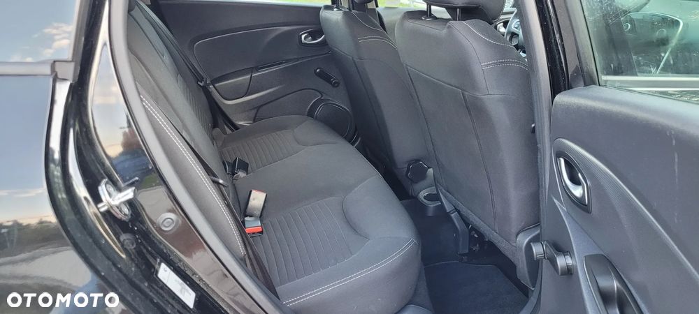 Renault Clio - 15