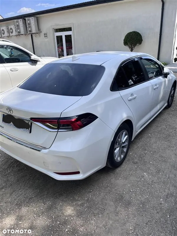 Toyota Corolla - 10