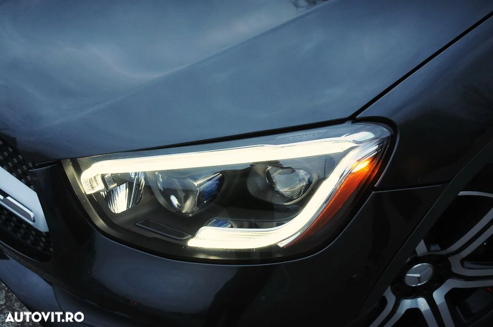 Mercedes-Benz GLC Coupe 300 4Matic 9G-TRONIC Exclusive - 13