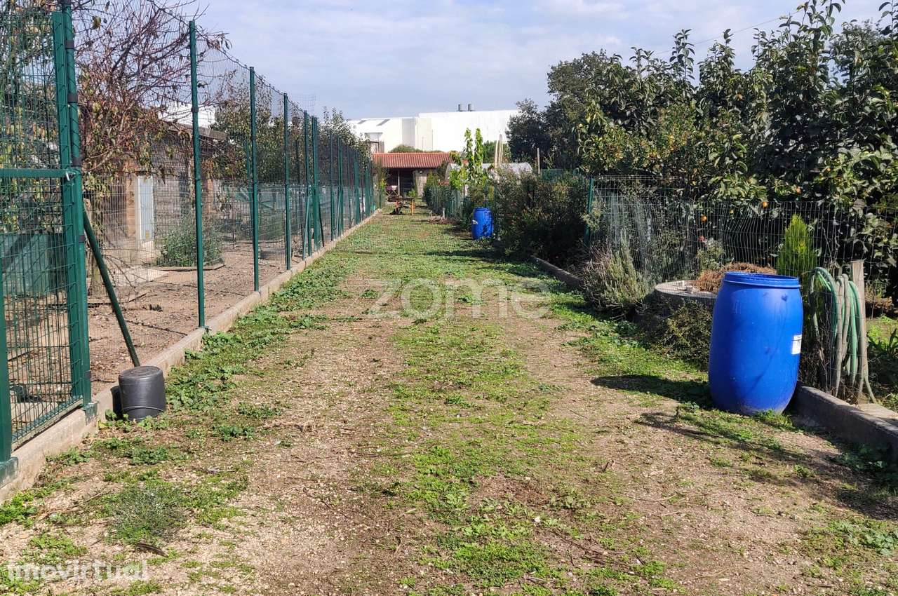 Terreno para construção com 2020 m² no Castelo da Maia - Grande imagem: 4/26