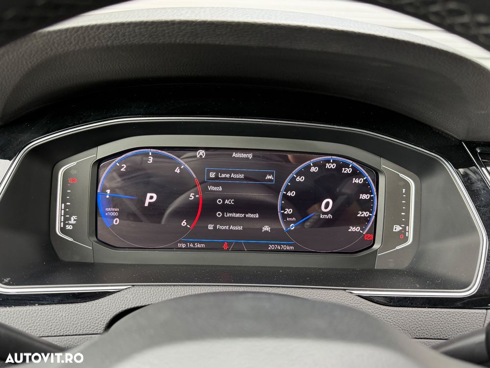 Volkswagen Passat 2.0 TDI DSG Highline - 24