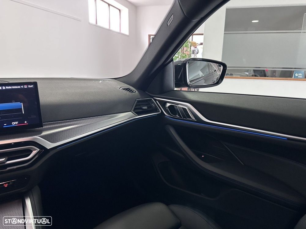 BMW i4 eDrive35 Edição Desportiva M - 16