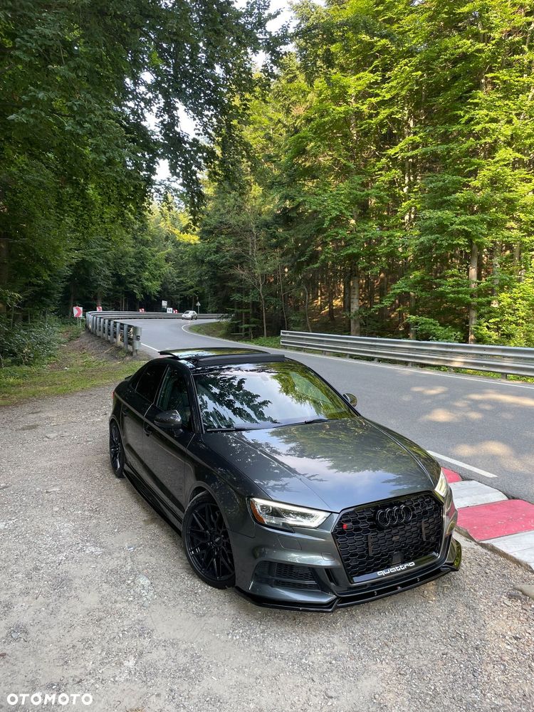 Audi S3 S tronic - 16