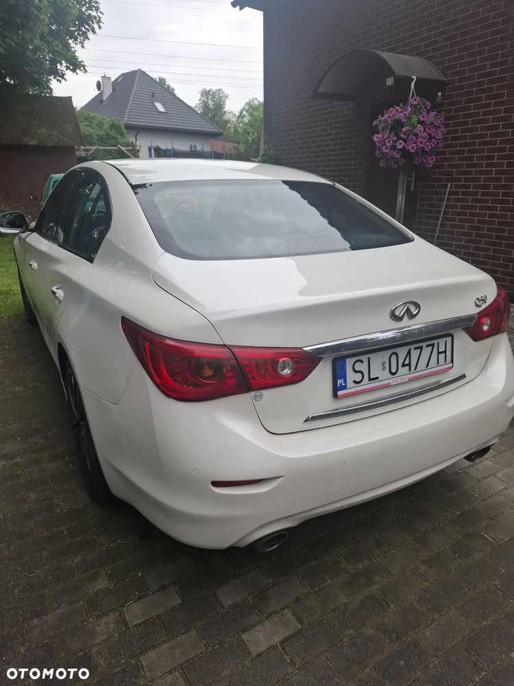 Infiniti Q50 2.0t Premium Sound Studio by Bose - 3