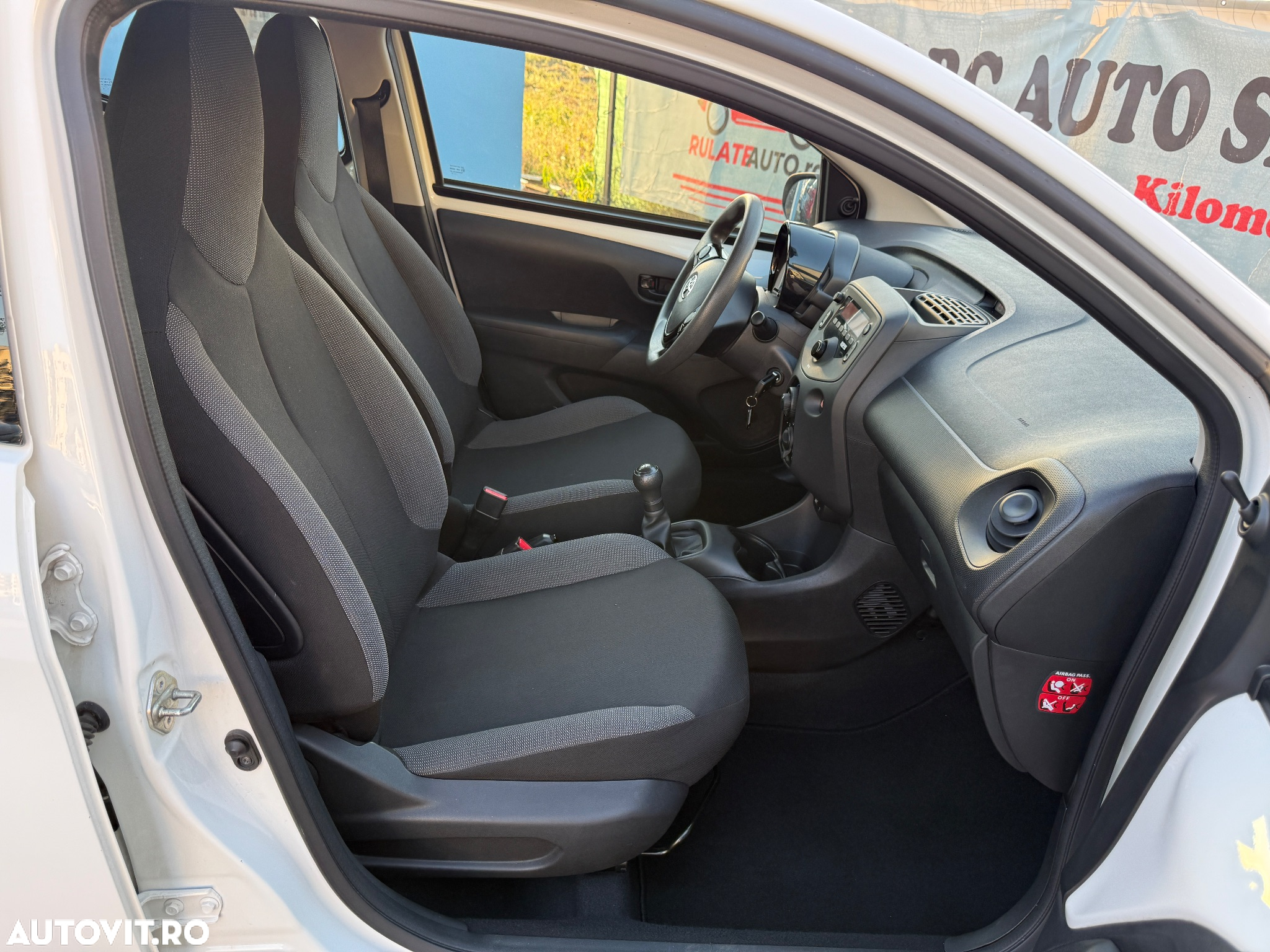 Toyota Aygo 1.0 VVY-I 5 usi X-sport - 6