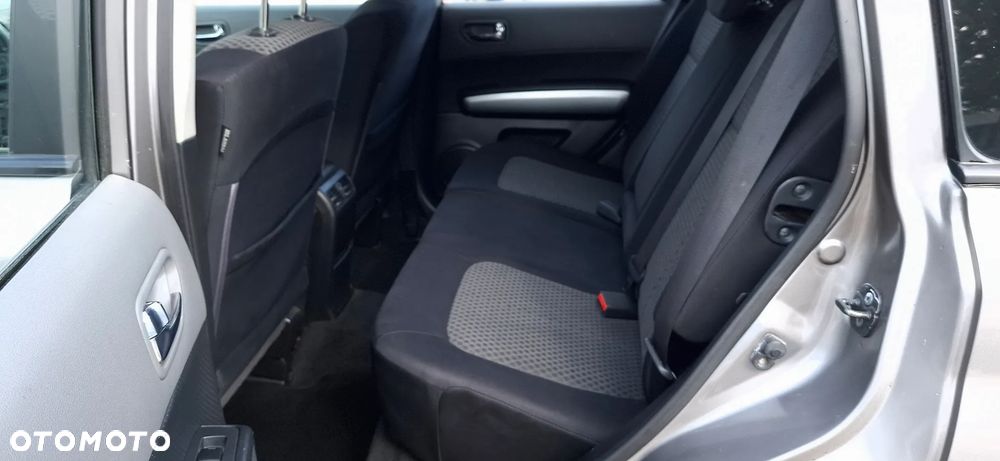 Nissan X-Trail 2.0 dCi 4x4 DPF LE - 17