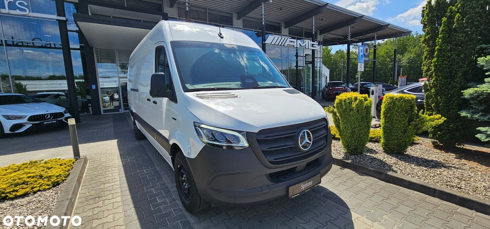 Mercedes-Benz Sprinter eSprinter 320 furgon długi PRO - 1