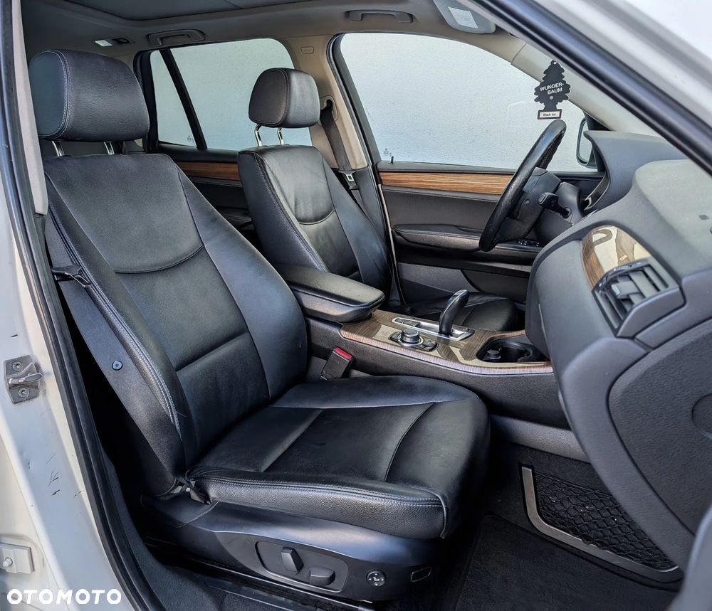 BMW X3 xDrive28i - 13
