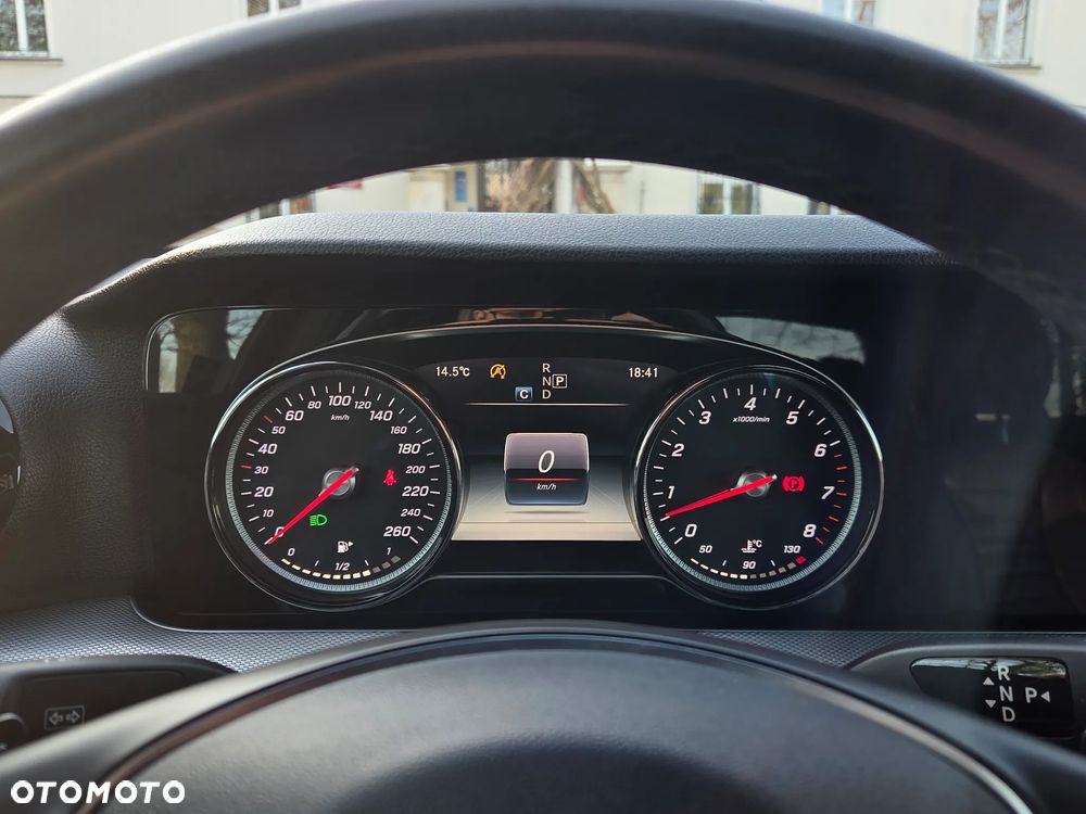 Mercedes-Benz Klasa E 400 Avantgarde - 24