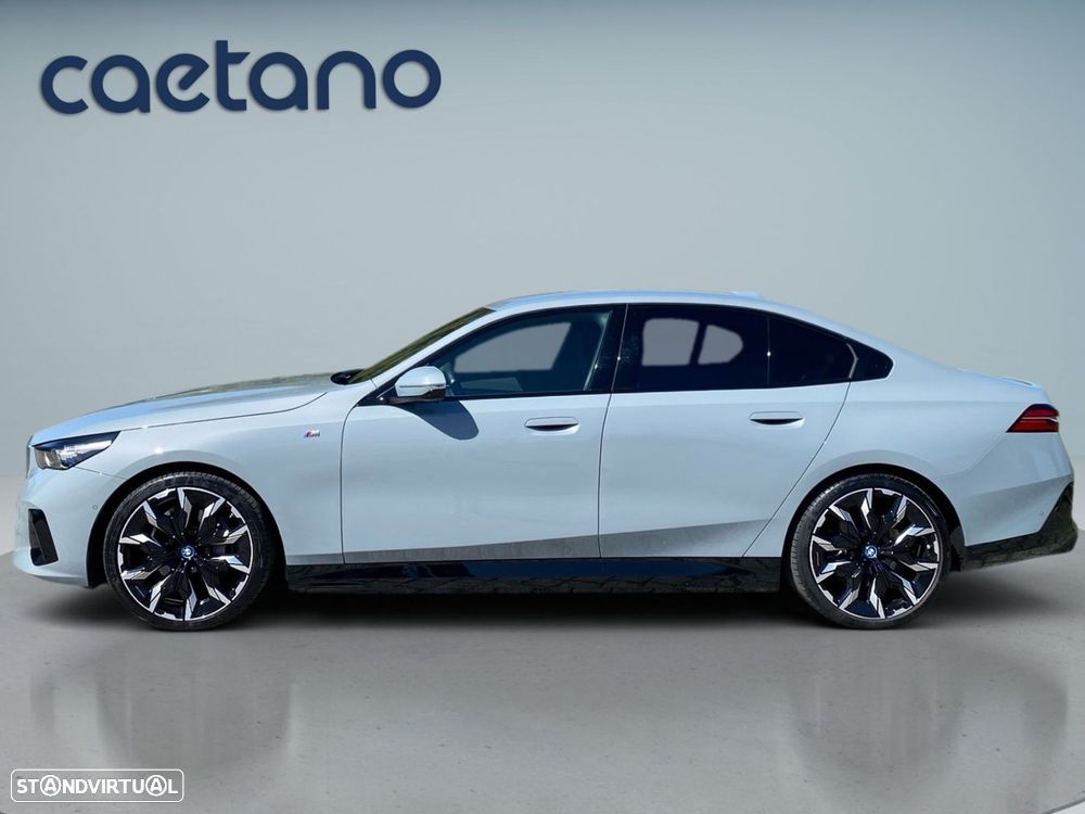 BMW i5 eDrive40 - 31