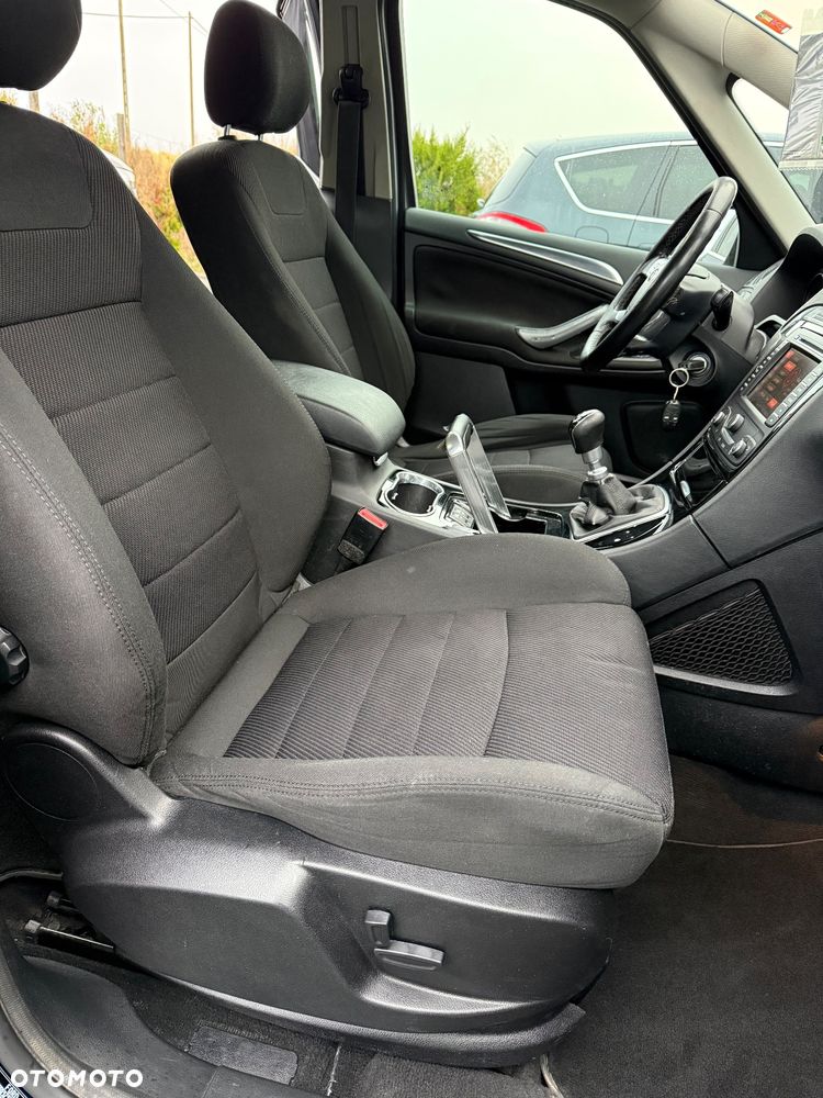 Ford S-Max 2.0 TDCi DPF Titanium - 33