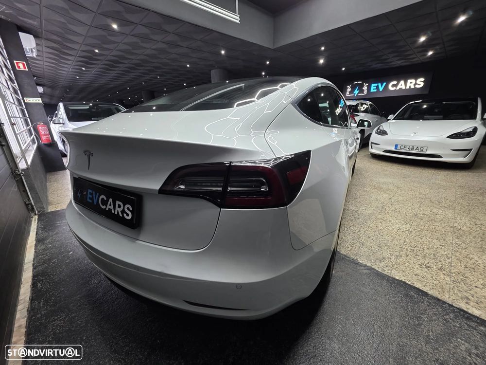 Tesla Model 3 Standard Range Plus RWD - 4