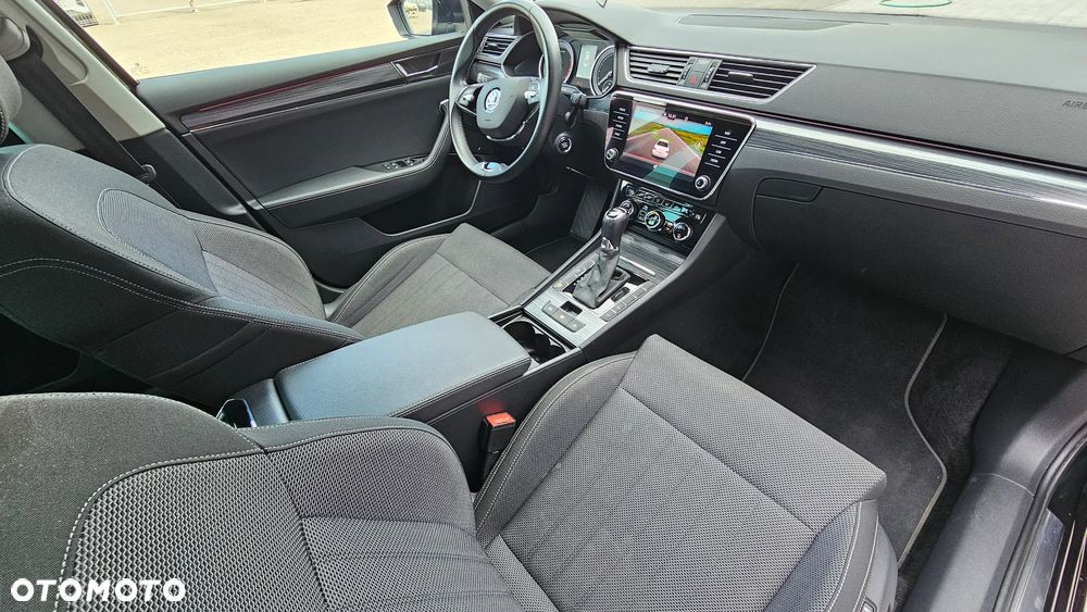 Skoda Superb 2.0 TSI Style DSG - 35