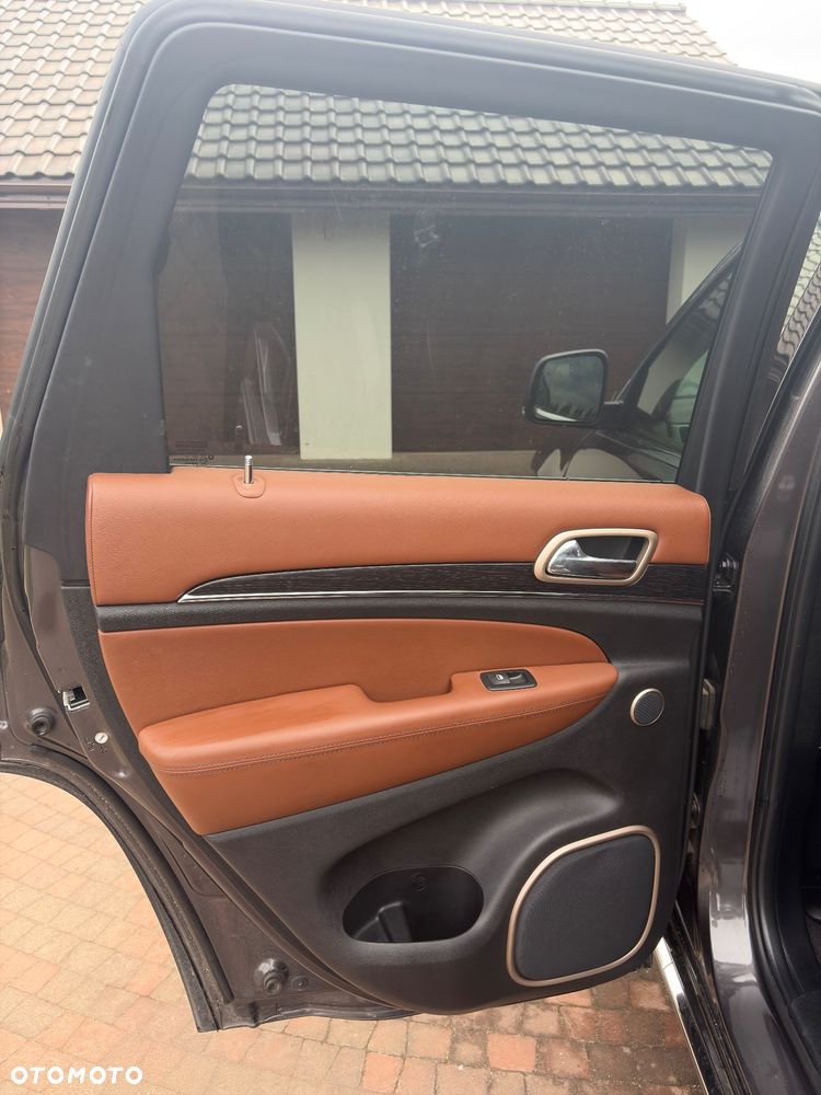 Jeep Grand Cherokee 3.0 CRD Summit - 28
