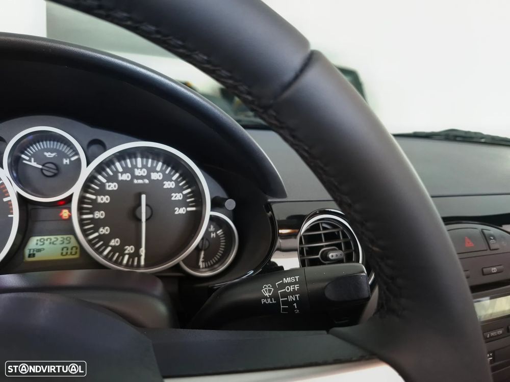 Mazda MX-5 1.8 MZR Roadster Coupe Energy - 11