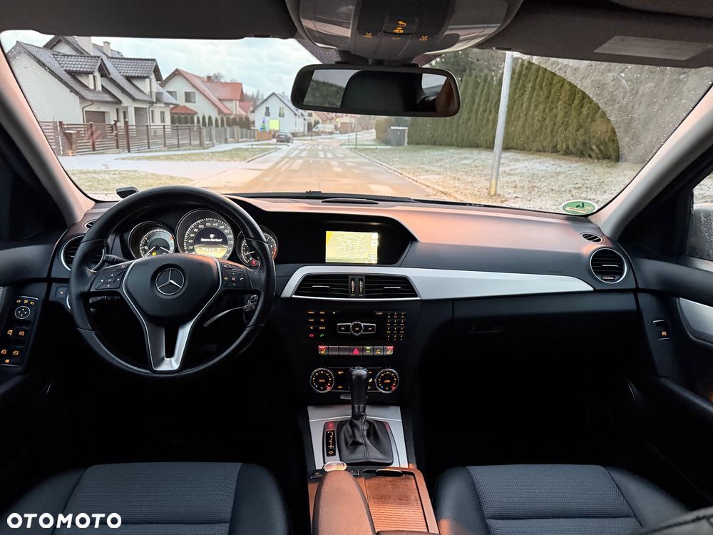 Mercedes-Benz Klasa C - 36