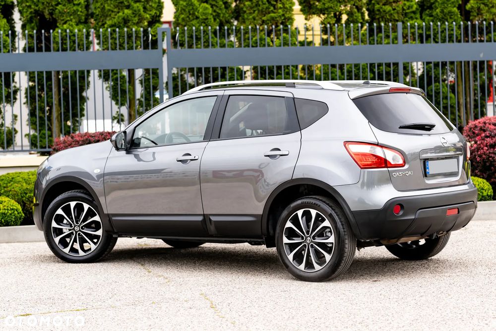 Nissan Qashqai 2.0 4x4 CVT 360 - 10