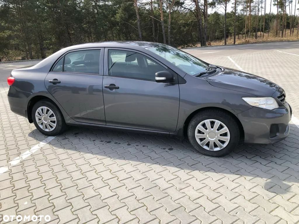 Toyota Corolla - 3