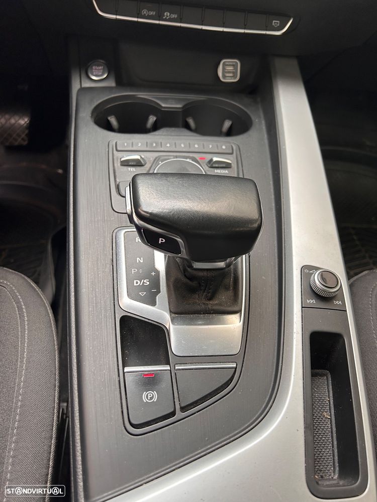 Audi A4 Avant 2.0 TDI S tronic - 10