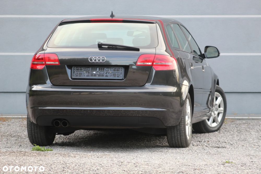 Audi A3 Sportback - 11