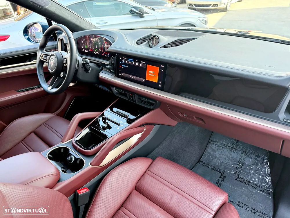 Porsche Cayenne Turbo E-Hybrid - 43