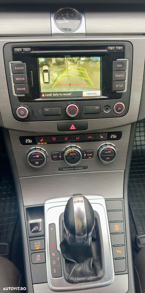 Volkswagen Passat 2.0 TDI DPF DSG Comfortline - 14