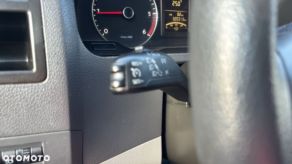 Volkswagen Transporter T5 - 11