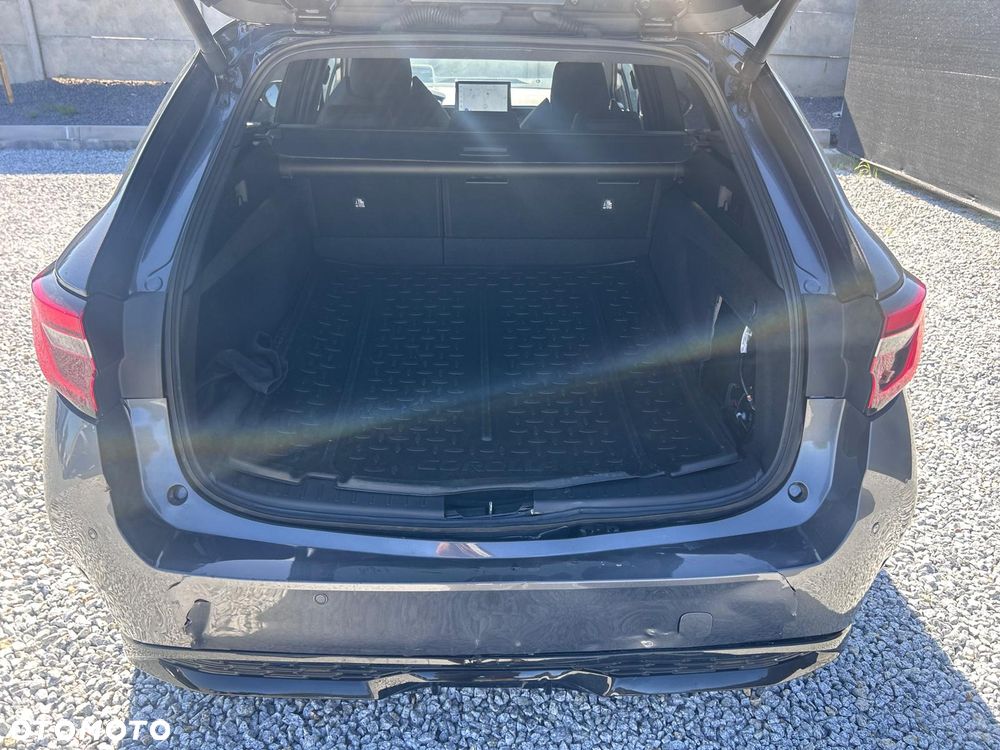 Toyota Corolla 2.0 Hybrid GR Sport - 22
