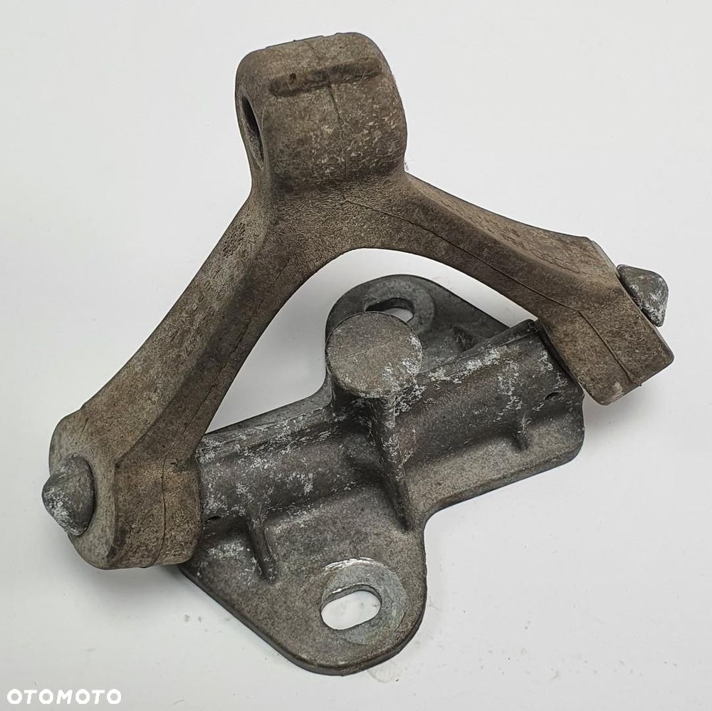 UCHWYT WIESZAK MOCOWANIE TŁUMIKA AUDI A4 B6 4B0253663E - 1