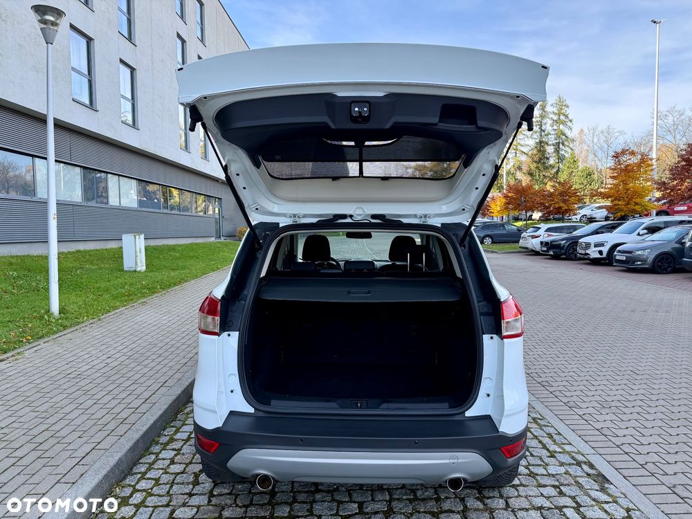 Ford Kuga 1.5 EcoBoost 2x4 Titanium - 28