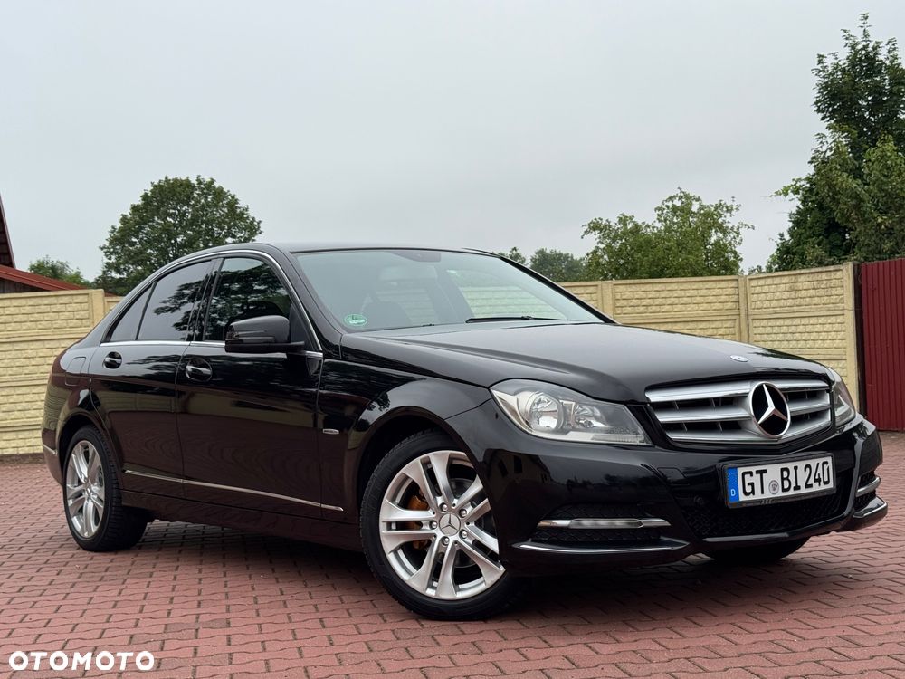 Mercedes-Benz Klasa C 180 BlueEFFICIENCY 7G-TRONIC Avantgarde - 9