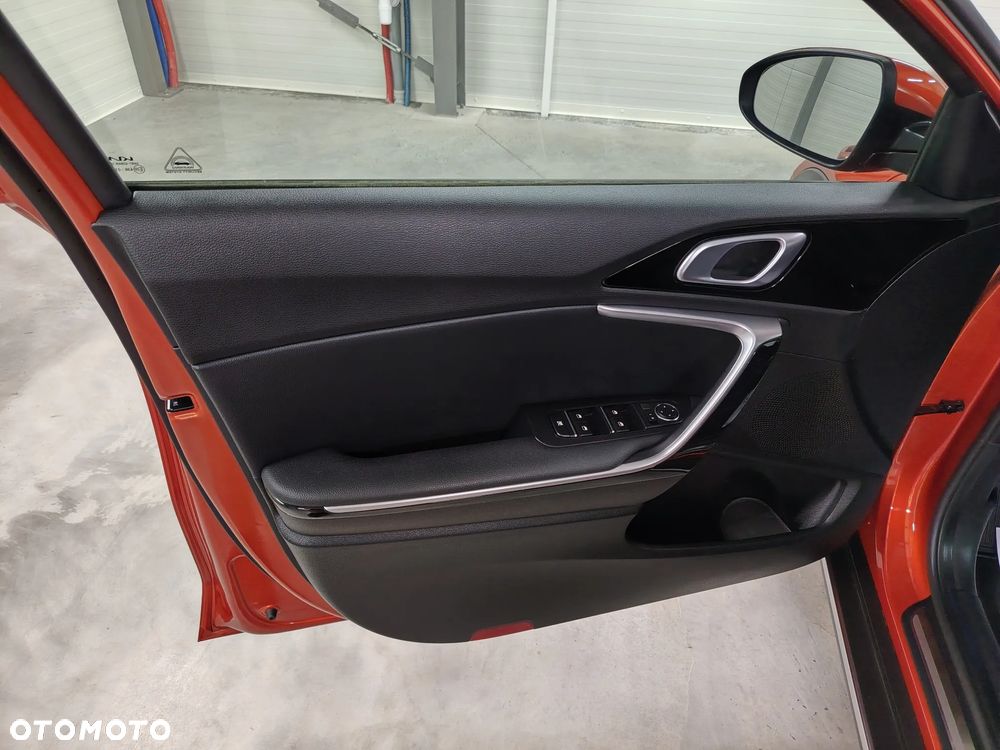 Kia XCeed 1.6 GDI PHEV Business Line DCT - 20