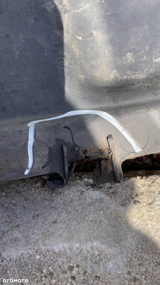 OSŁONA DOLNA NADKOLE TRÓJKĄT BMW 4 F32 F33 F36 LEWA M PAKIET 8054551 LEKKO USZKODZONA - 3