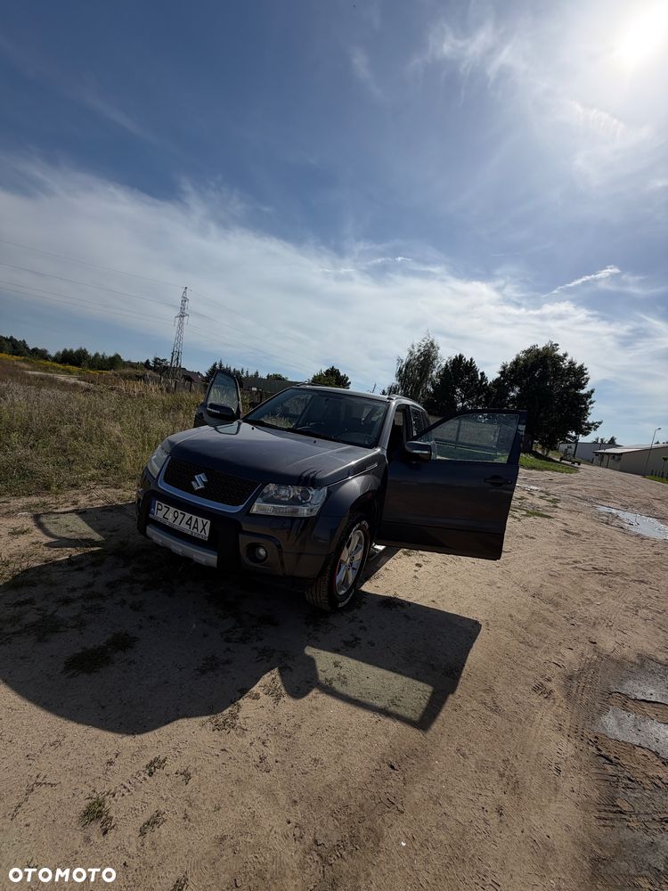 Suzuki Grand Vitara 2.4 Premium - 7