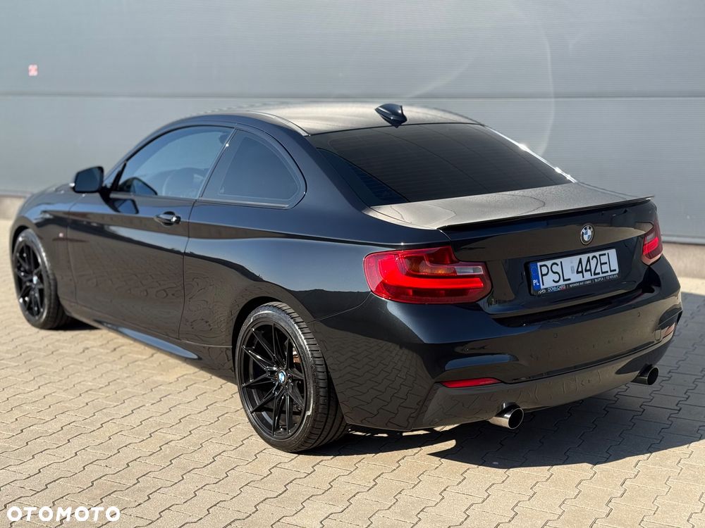 BMW Seria 2 220d - 13