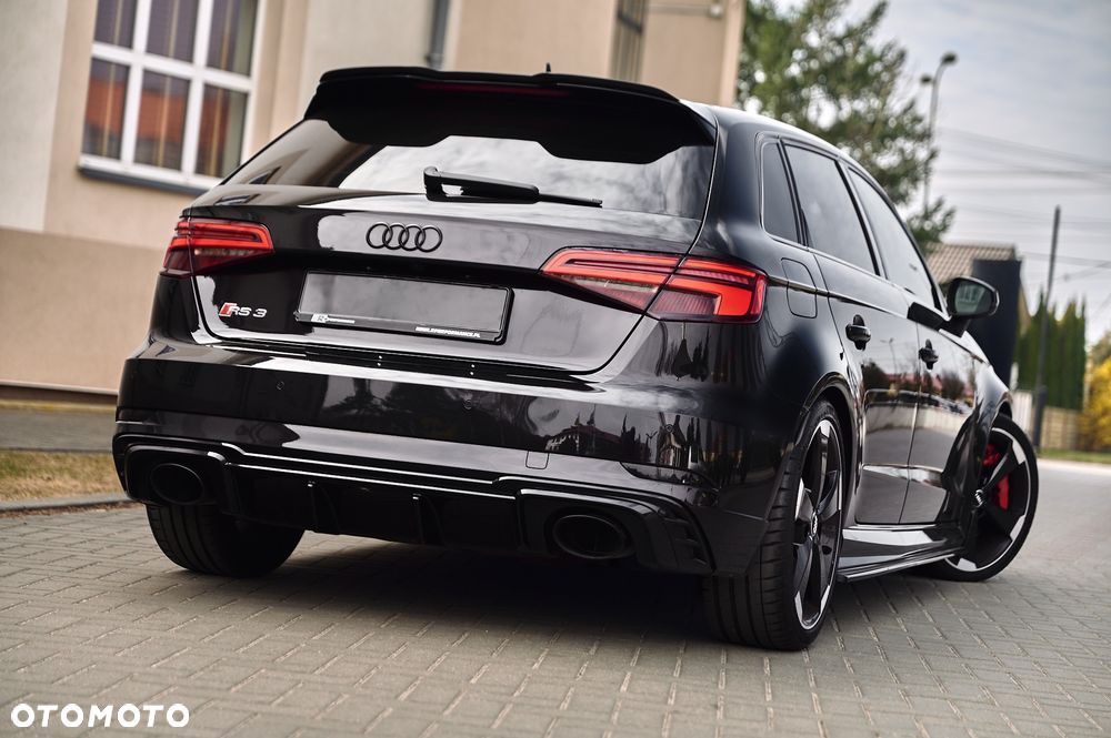 Audi RS3 Sportback 2.5 TFSI Quattro S tronic - 4