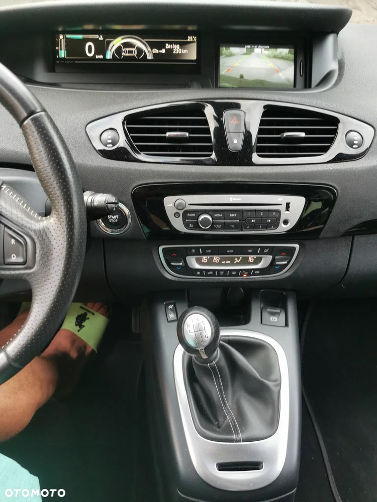 Renault Scenic ENERGY TCe 115 S&S Bose Edition - 6