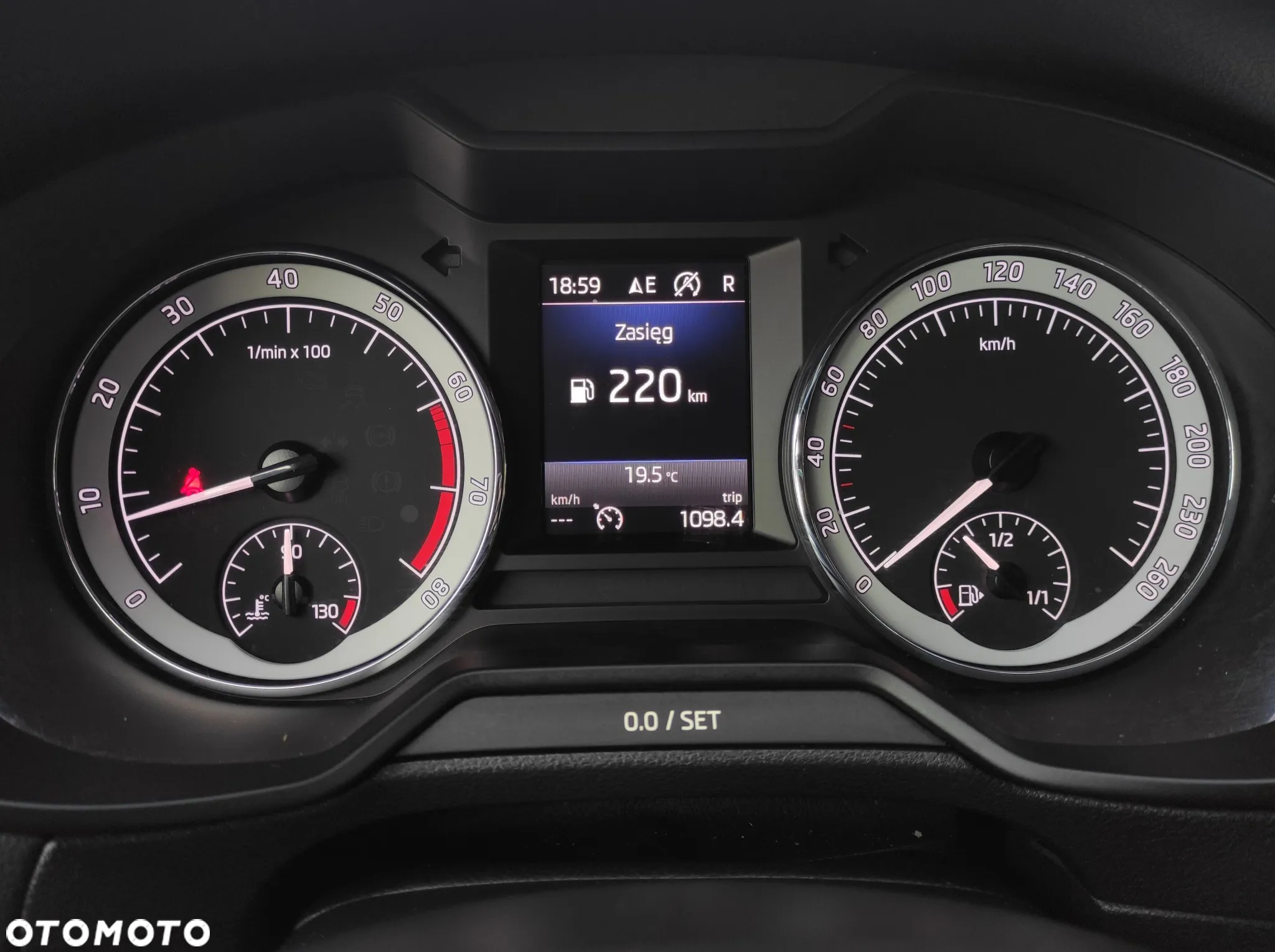 Skoda Octavia Combi 1.8 TSI DSG Style - 13