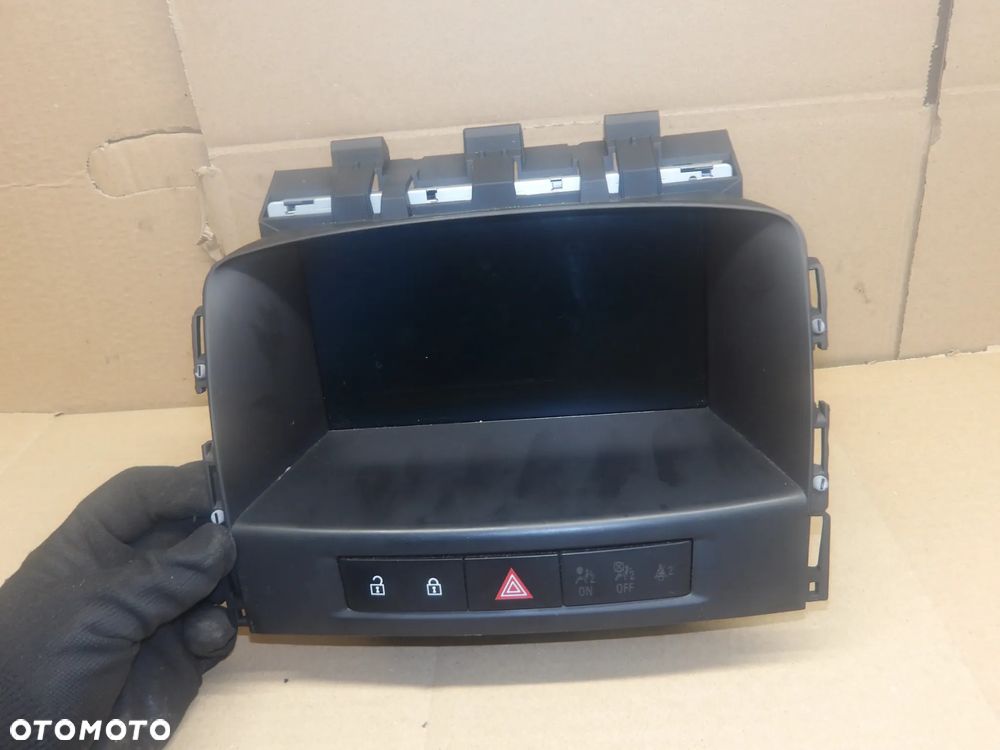 OPEL ASTRA IV J 1.6CDTI EKRAN WYŚWIETLACZ RADIA NAWIGACJI PANEL ŚWIATEŁ AWARYJNYCH 95247248 - 1
