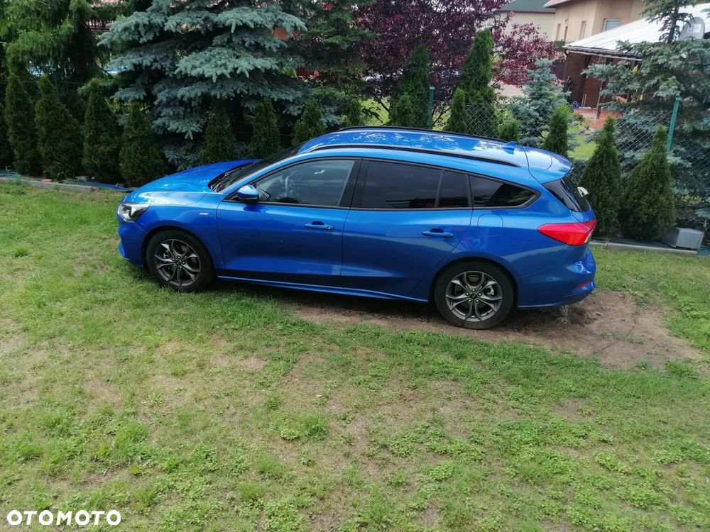 Ford Focus - 25
