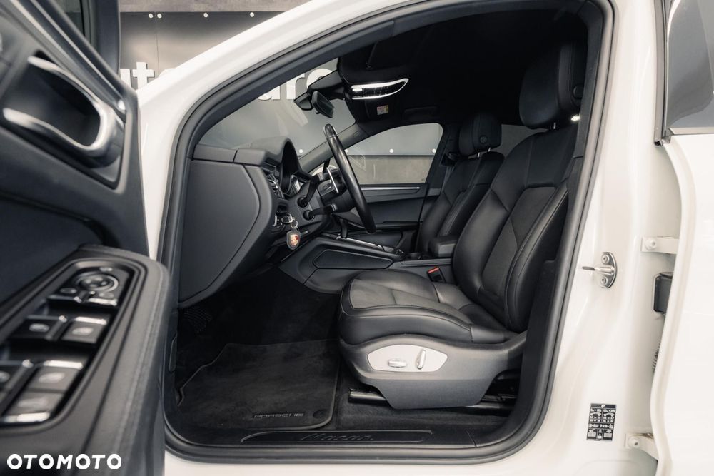 Porsche Macan Standard - 14