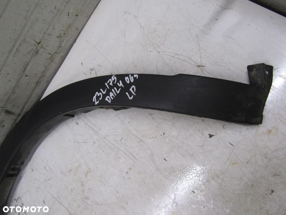 iveco daily 06->2.3 hpi listwa na błotnik lewy przód - 2