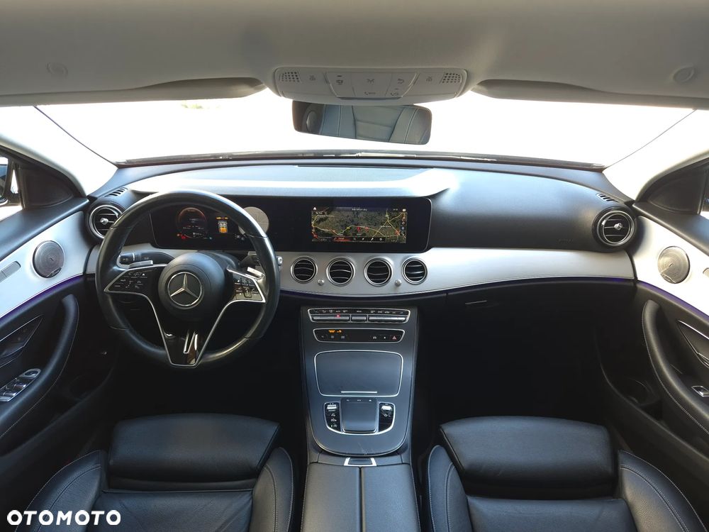 Mercedes-Benz Klasa E 220 d Avantgarde - 18