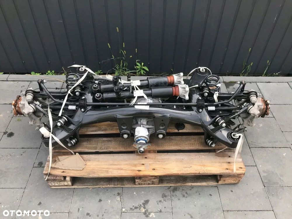 BMW 4 G23 ZAWIESZENIE TYŁ TYLNE BELKA ZWROTNICA BMW 4 G23 CABRIO PRZEBIEG 1 KM - 1