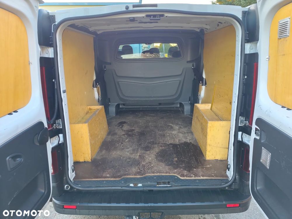 Renault Trafic - 17
