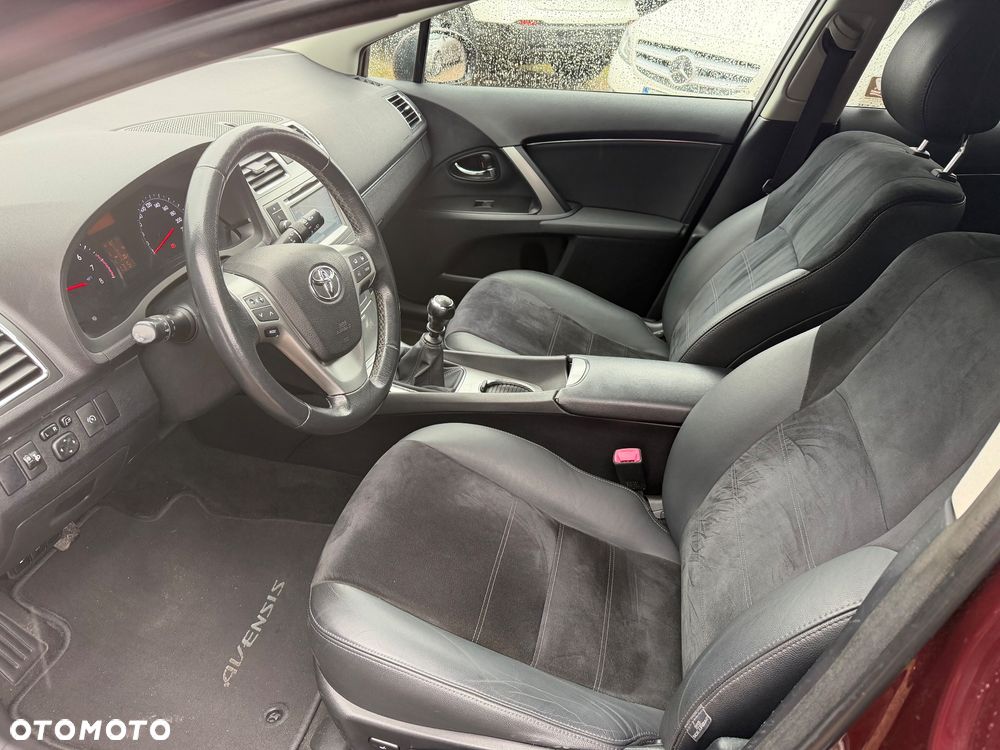 Toyota Avensis - 5
